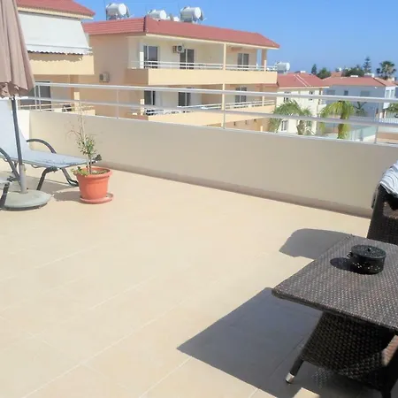 2 Bedroom Apartment, Nissi 3 *